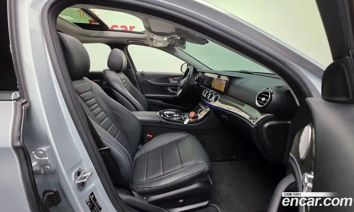 Mercedes-Benz E-Class 2020 2.0 Автомат в Москве № 224487, фото 10