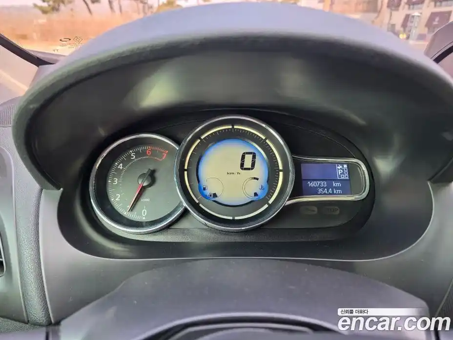 Renault SM3 2015 1.6 Автомат в Москве № 227425, фото 16