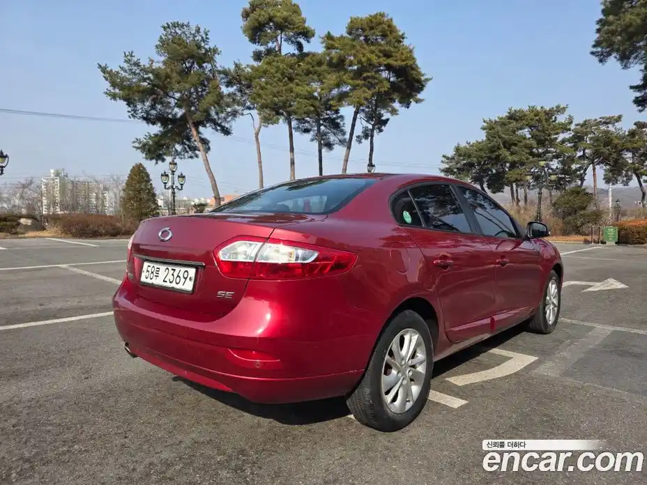 Renault SM3 2015 1.6 Автомат в Москве № 227425, фото 7