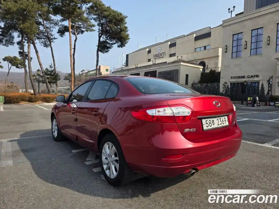 Renault SM3 2015 1.6 Автомат в Москве № 227425, фото 8