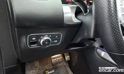 Mercedes-Benz GLB-Class 2020 2.0 Автомат в Москве № 229501, миниатюра 11