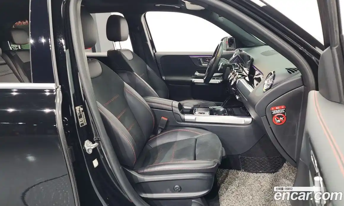 Mercedes-Benz GLB-Class 2020 2.0 Автомат в Москве № 229501, фото 16