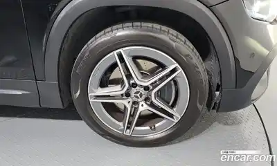 Mercedes-Benz GLB-Class 2020 2.0 Автомат в Москве № 229501, миниатюра 7