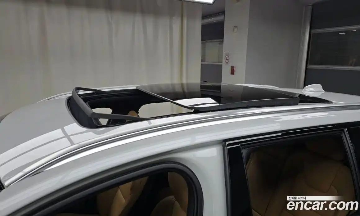 Volvo V60 2021 2.0 Автомат в Москве № 230457, фото 16