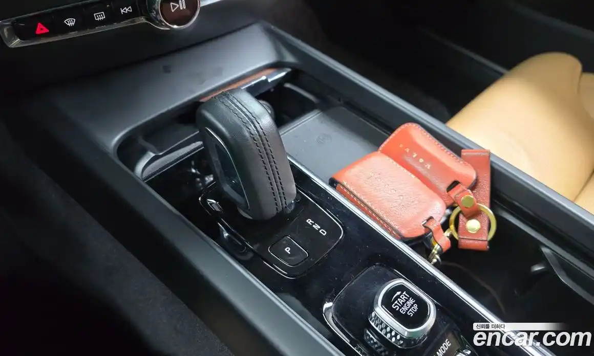 Volvo V60 2021 2.0 Автомат в Москве № 230457, фото 10