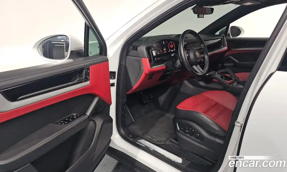 Porsche Cayenne 2024 3.0 Автомат в Москве № 230943, фото 10