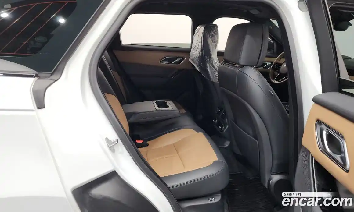 Land Rover Range-Rover Velar 2025 3.0 Автомат в Москве № 231187, фото 11