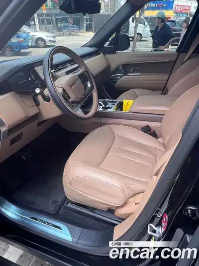 Land Rover Range-Rover 2023 4.4 Автомат в Москве № 231326, миниатюра 5