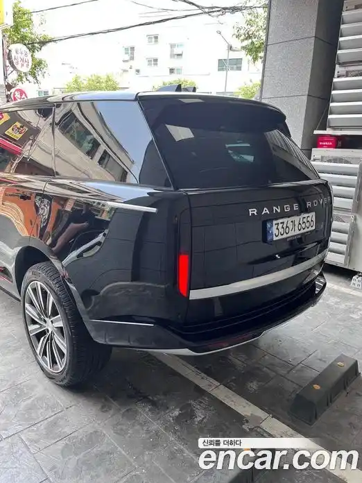 Land Rover Range-Rover 2023 4.4 Автомат в Москве № 231326, фото 6