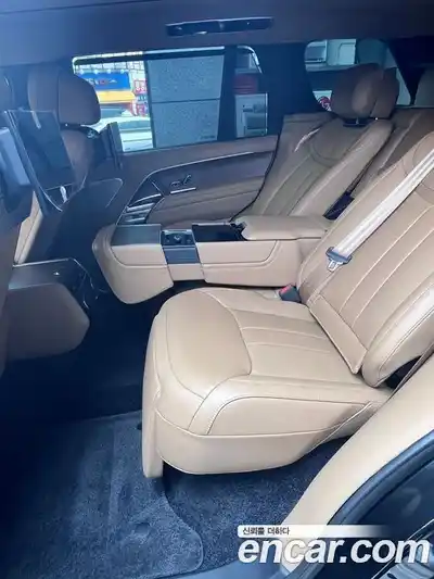 Land Rover Range-Rover 2023 4.4 Автомат в Москве № 231326, миниатюра 9