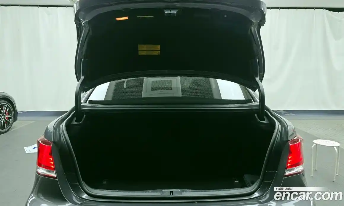 Lexus LS 2013 4.6 Автомат в Москве № 232016, фото 19