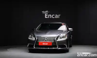 Lexus LS 2013 4.6 Автомат в Москве № 232016, миниатюра 3