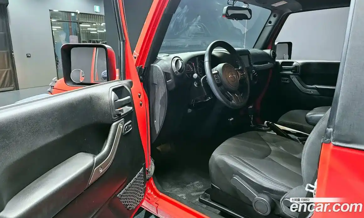 Jeep Wrangler 2017 3.6 Автомат в Москве № 232597, фото 10