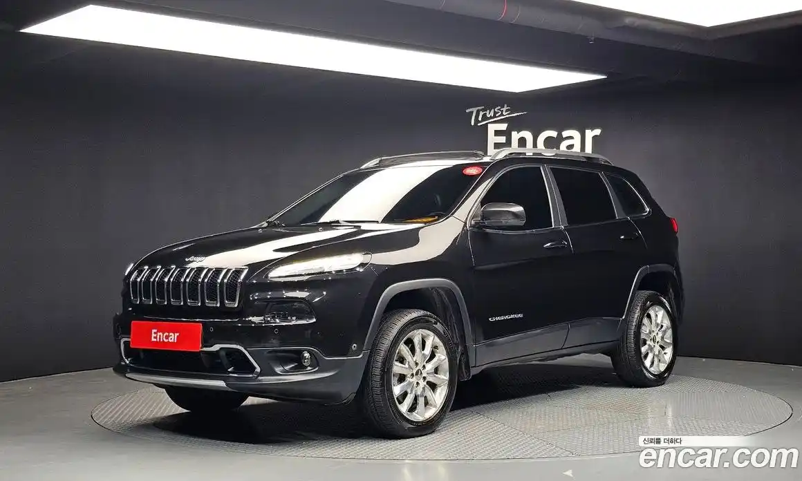 Jeep Cherokee 2015 2.0 Автомат в Москве № 232659, фото 7
