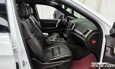 Jeep Cherokee 2015 3.0 Автомат в Москве № 232708, миниатюра 11