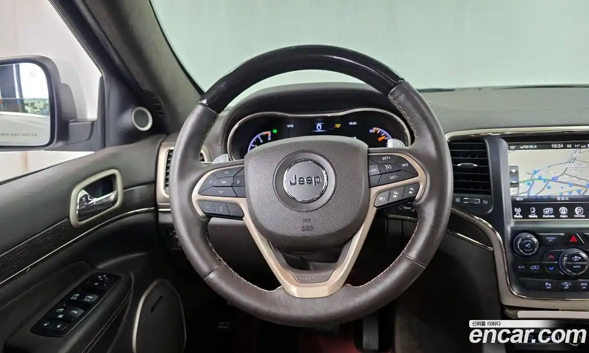 Jeep Cherokee 2015 3.0 Автомат в Москве № 232708, фото 13