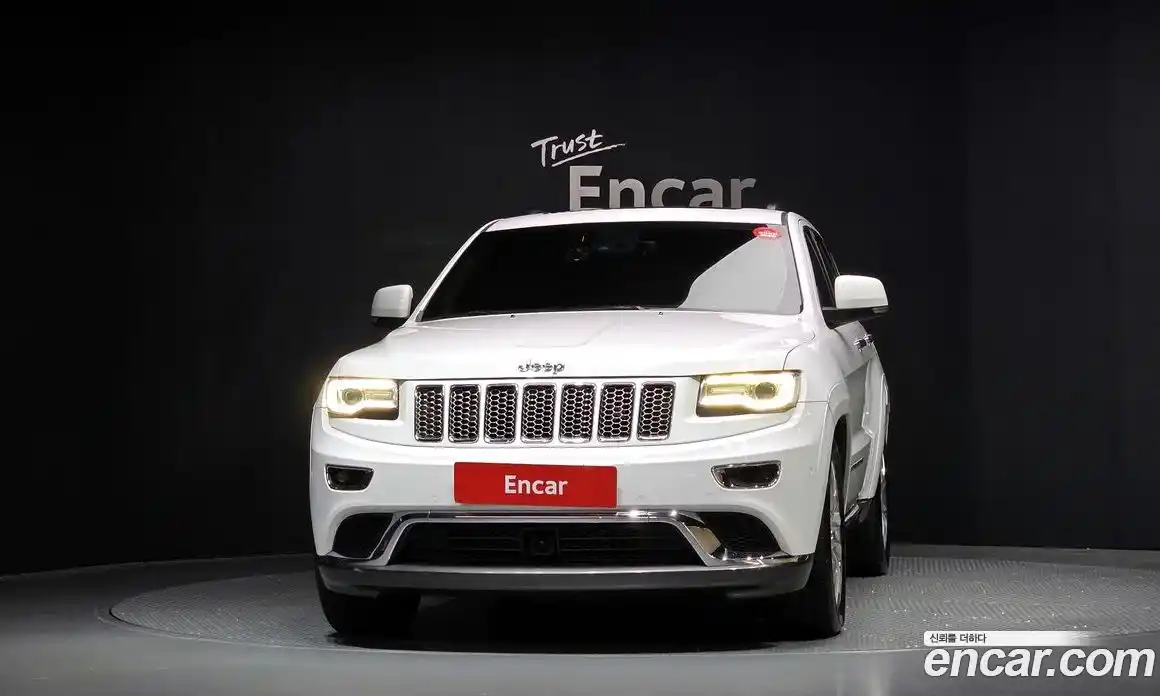 Jeep Cherokee 2015 3.0 Автомат в Москве № 232708, фото 3
