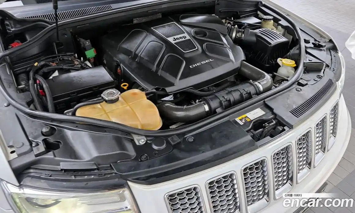 Jeep Cherokee 2015 3.0 Автомат в Москве № 232708, фото 6