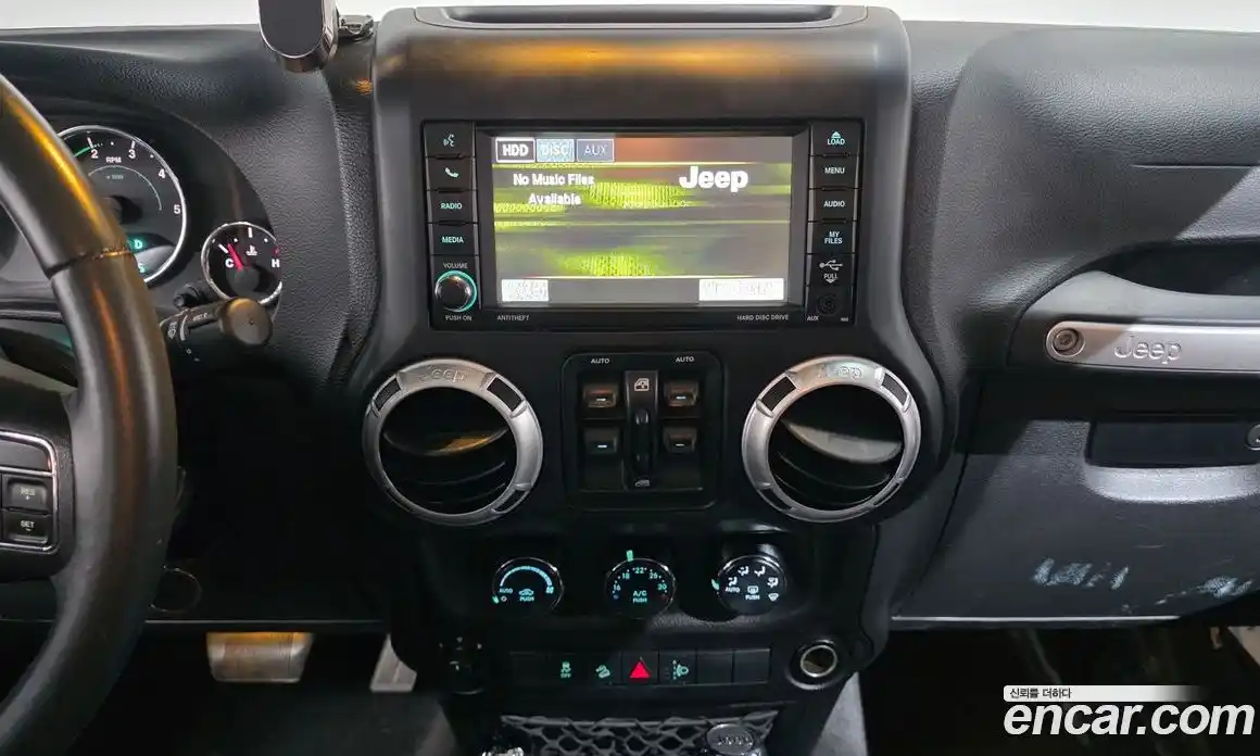 Jeep Wrangler 2013 2.8 Автомат в Москве № 232714, фото 15