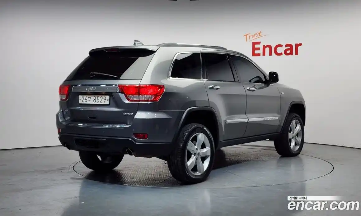 Jeep Cherokee 2012 3.0 Автомат в Москве № 232789, фото 5