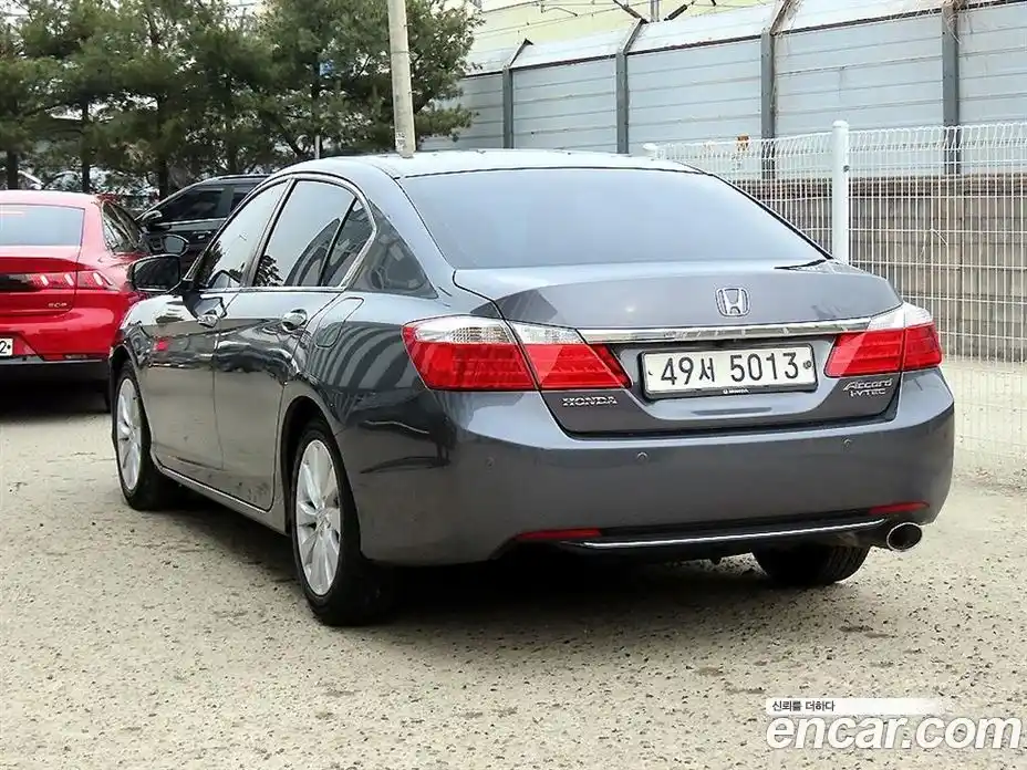 Honda Accord 2015 2.4 Автомат в Москве № 232988, фото 3