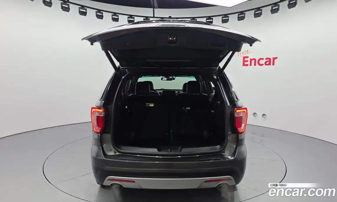 Ford Explorer 2017 2.3 Автомат в Москве № 255632, фото 3