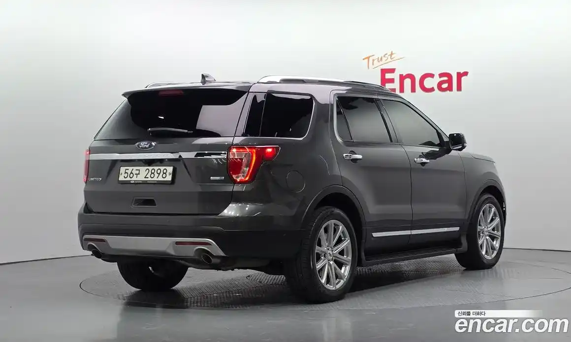 Ford Explorer 2017 2.3 Автомат в Москве № 255632, фото 8