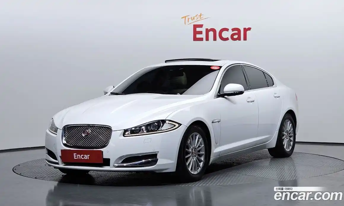 Jaguar XF 2014 2.0 Автомат в Москве № 256094, фото 12