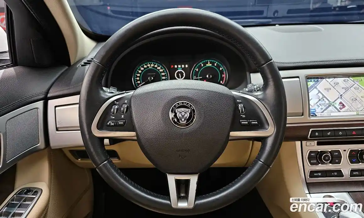 Jaguar XF 2014 2.0 Автомат в Москве № 256094, фото 9