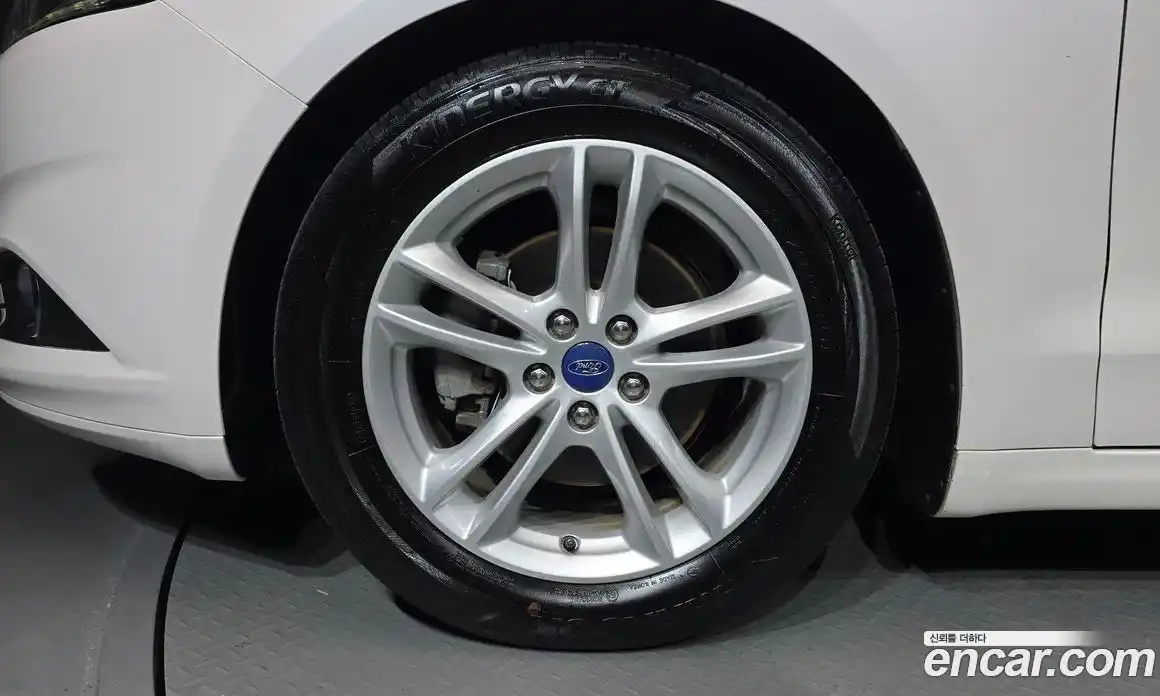 Ford Mondeo 2015 2.0 Автомат в Москве № 257316, фото 16