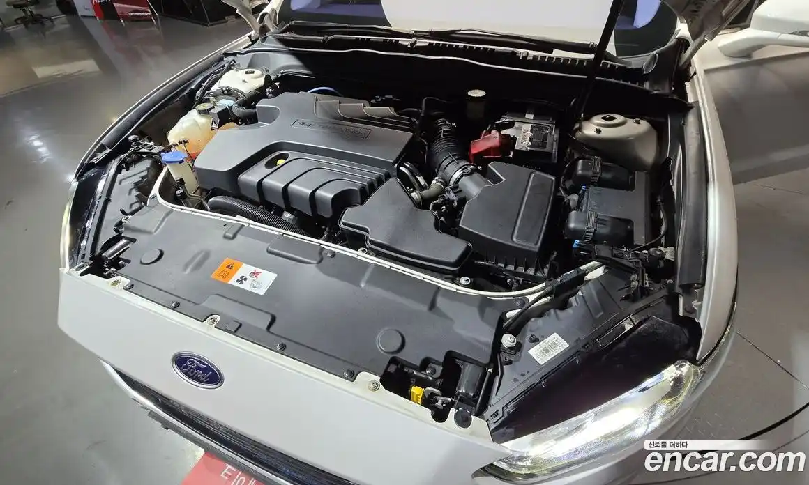 Ford Mondeo 2015 2.0 Автомат в Москве № 257316, фото 17