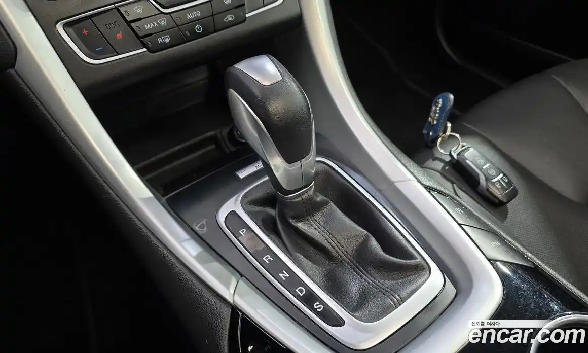 Ford Mondeo 2015 2.0 Автомат в Москве № 257316, фото 6