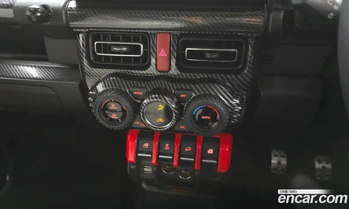 Suzuki Jimny 2024 1.5 Механическая в Москве № 257551, фото 17