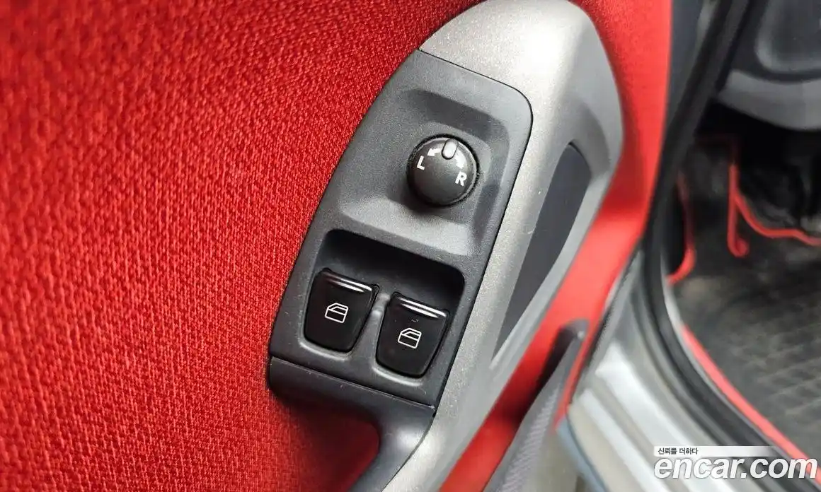 Smart Fortwo 2012 1.0 Автомат в Москве № 259359, фото 12