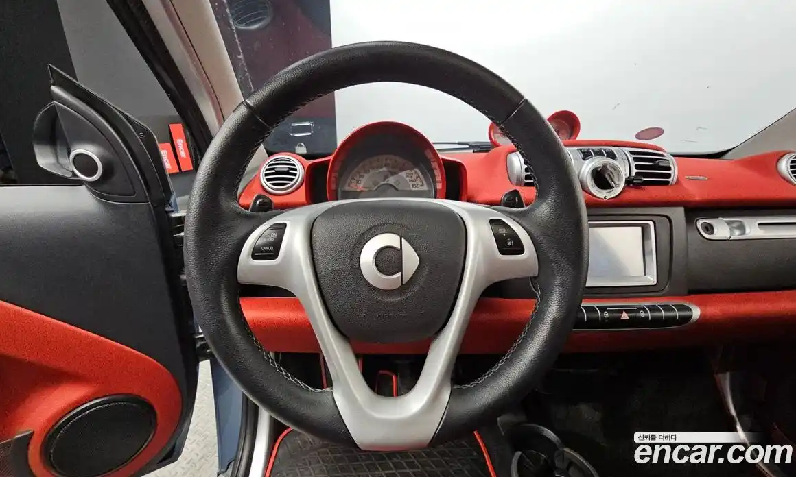 Smart Fortwo 2012 1.0 Автомат в Москве № 259359, фото 13