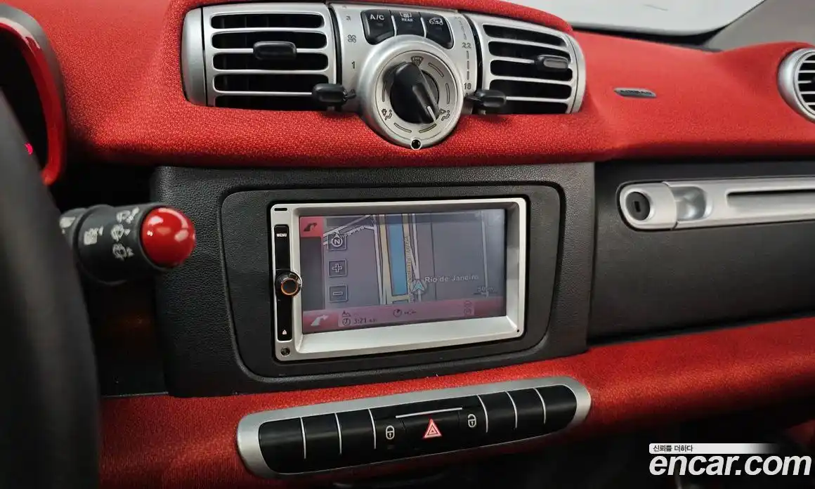 Smart Fortwo 2012 1.0 Автомат в Москве № 259359, фото 16