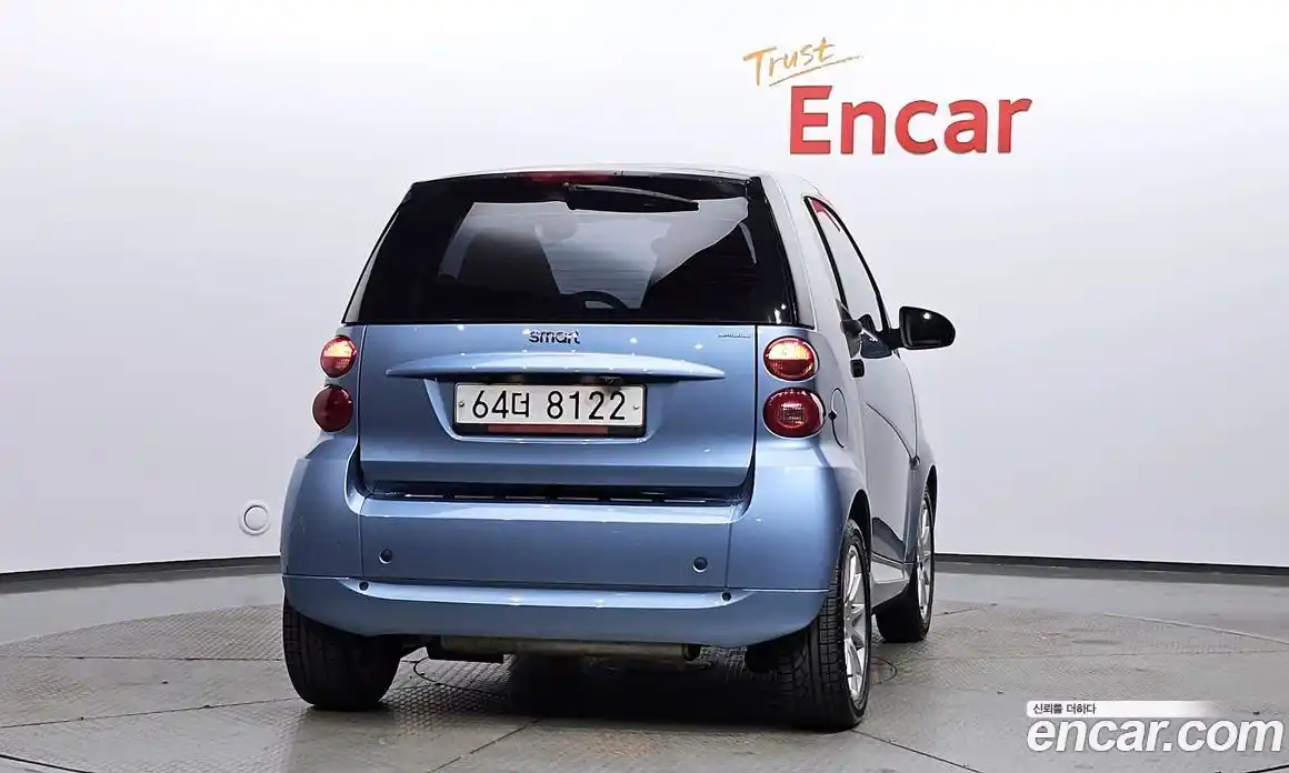 Smart Fortwo 2012 1.0 Автомат в Москве № 259359, фото 4