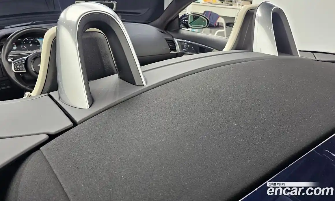 Jaguar F-Type 2023 2.0 Автомат в Москве № 263187, фото 5