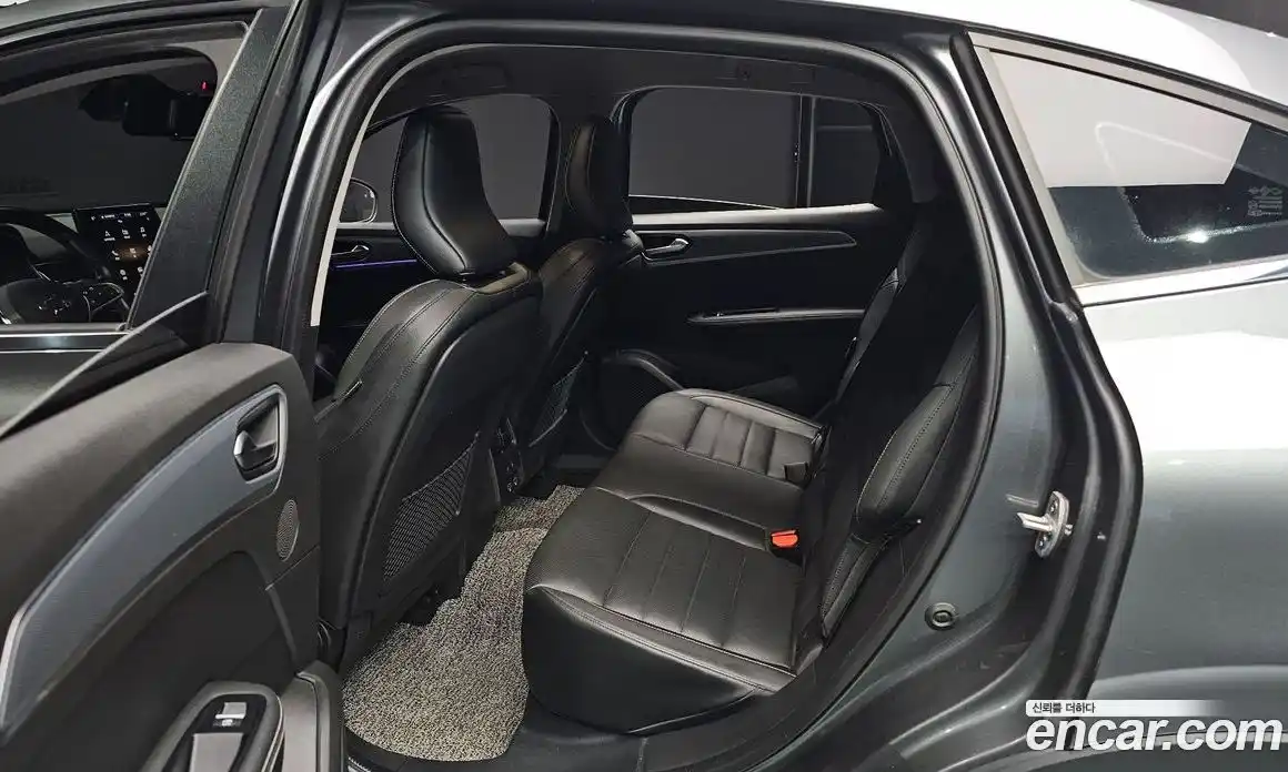 Renault XM3 2023 1.3 Автомат в Москве № 264505, фото 17