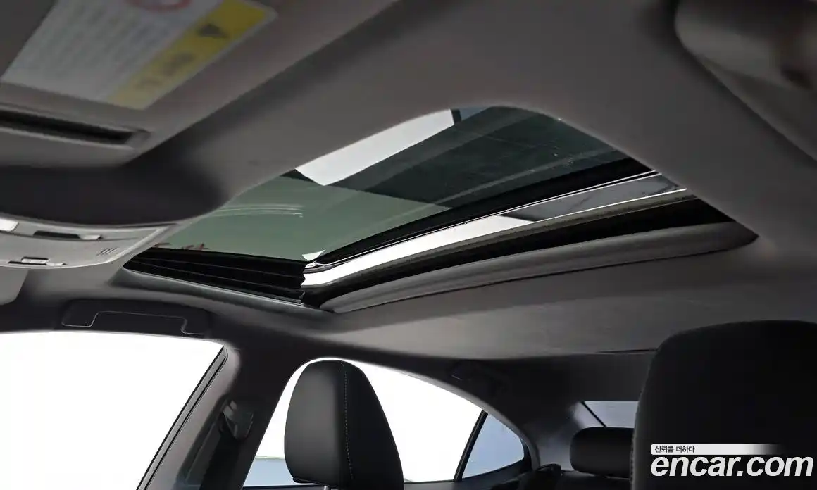 Lexus ES 2017 2.5 Автомат в Москве № 275657, фото 19