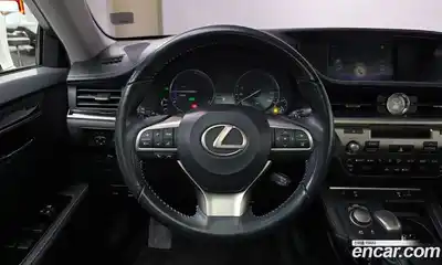 Lexus ES 2017 2.5 Автомат в Москве № 275657, миниатюра 8