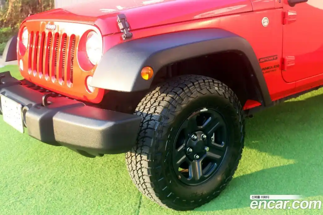 Jeep Wrangler 2016 3.6 Автомат в Москве № 278431, фото 16