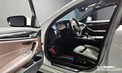 BMW 5-Series 2023 2.0 Автомат в Москве № 281167, миниатюра 4