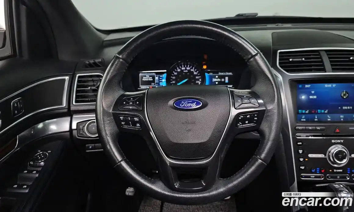 Ford Explorer 2017 2.3 Автомат в Москве № 281310, фото 17