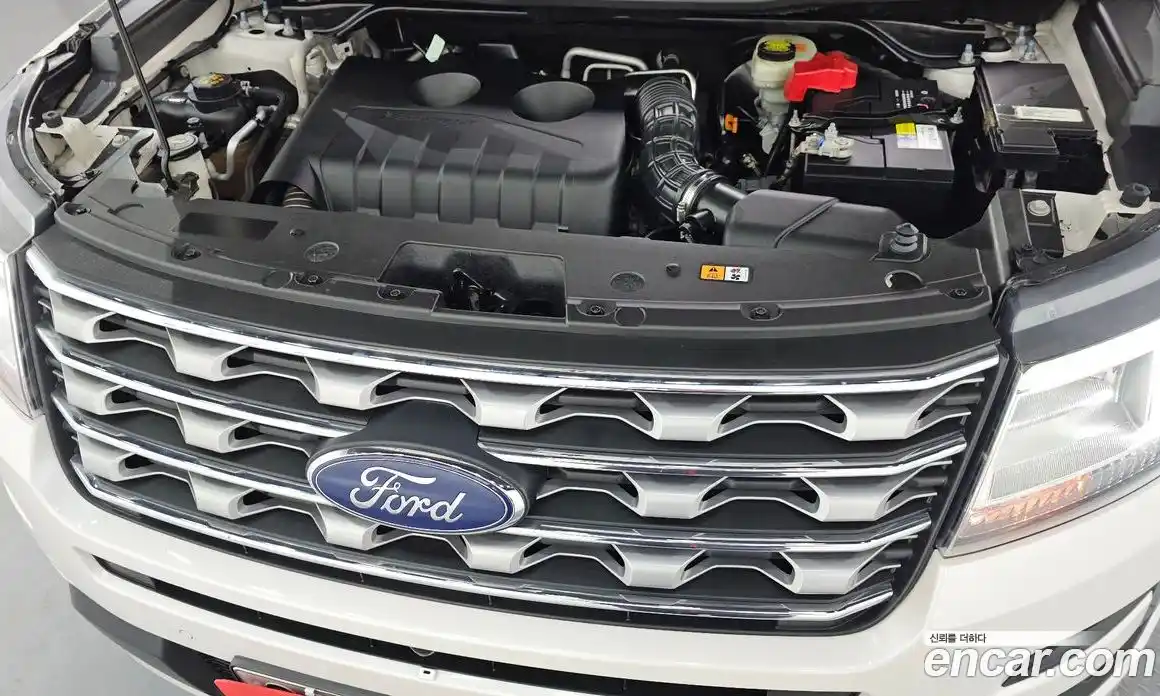 Ford Explorer 2017 2.3 Автомат в Москве № 281310, фото 18