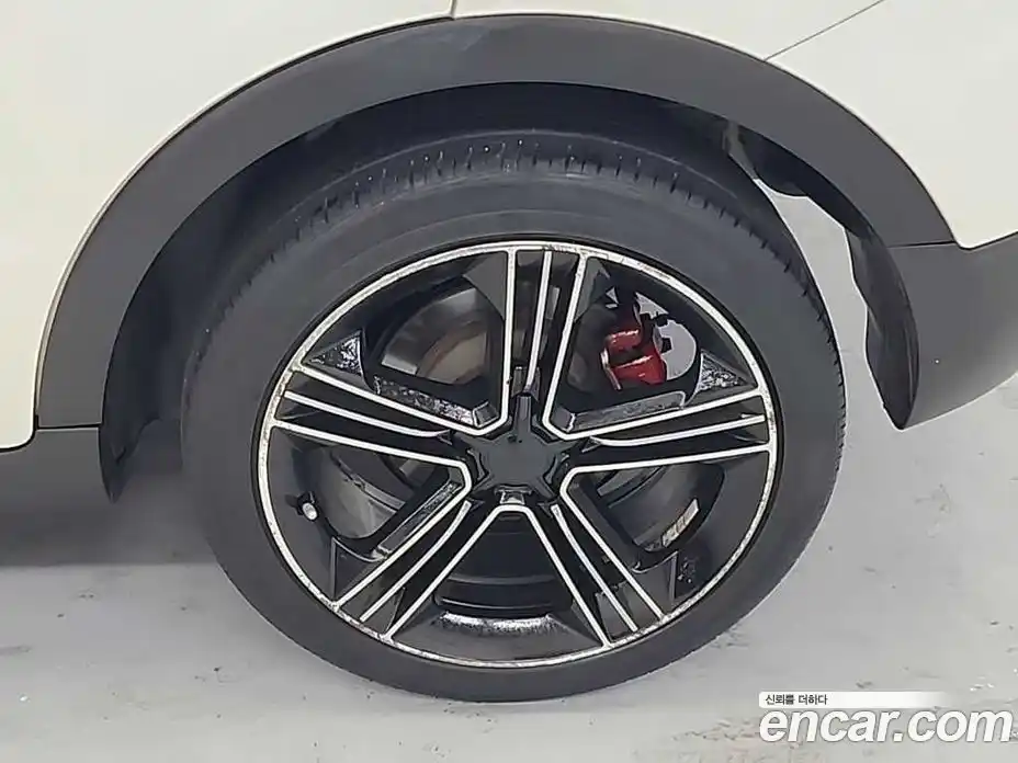 SsangYong TIBOLI 2015 1.6 Автомат в Москве № 28206, фото 20