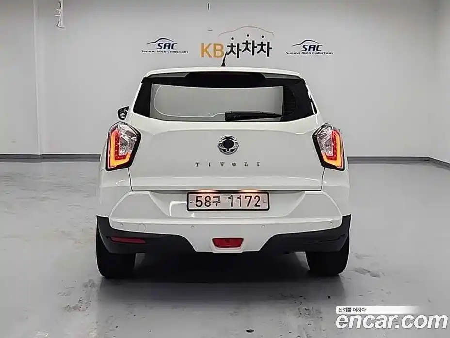 SsangYong TIBOLI 2015 1.6 Автомат в Москве № 28206, фото 3