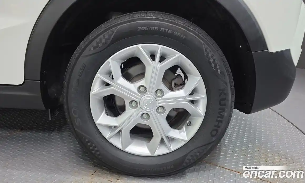 SsangYong TIBOLI 2022 1.5 Механическая в Москве № 28340, фото 16