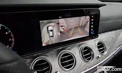 Mercedes-Benz E-Class 2022 2.0 Автомат в Москве № 286675, миниатюра 11