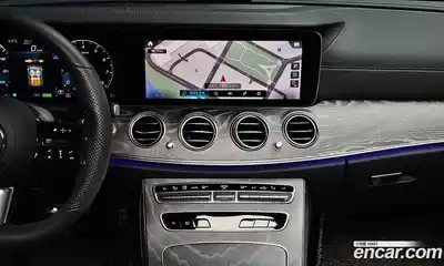 Mercedes-Benz E-Class 2022 2.0 Автомат в Москве № 286675, миниатюра 5